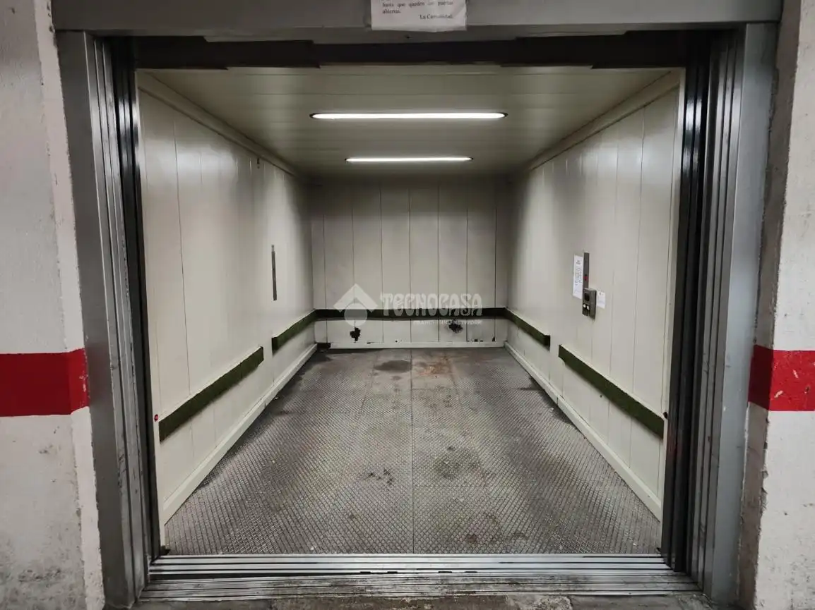 Parking de Garaje en venta en Carabanchel