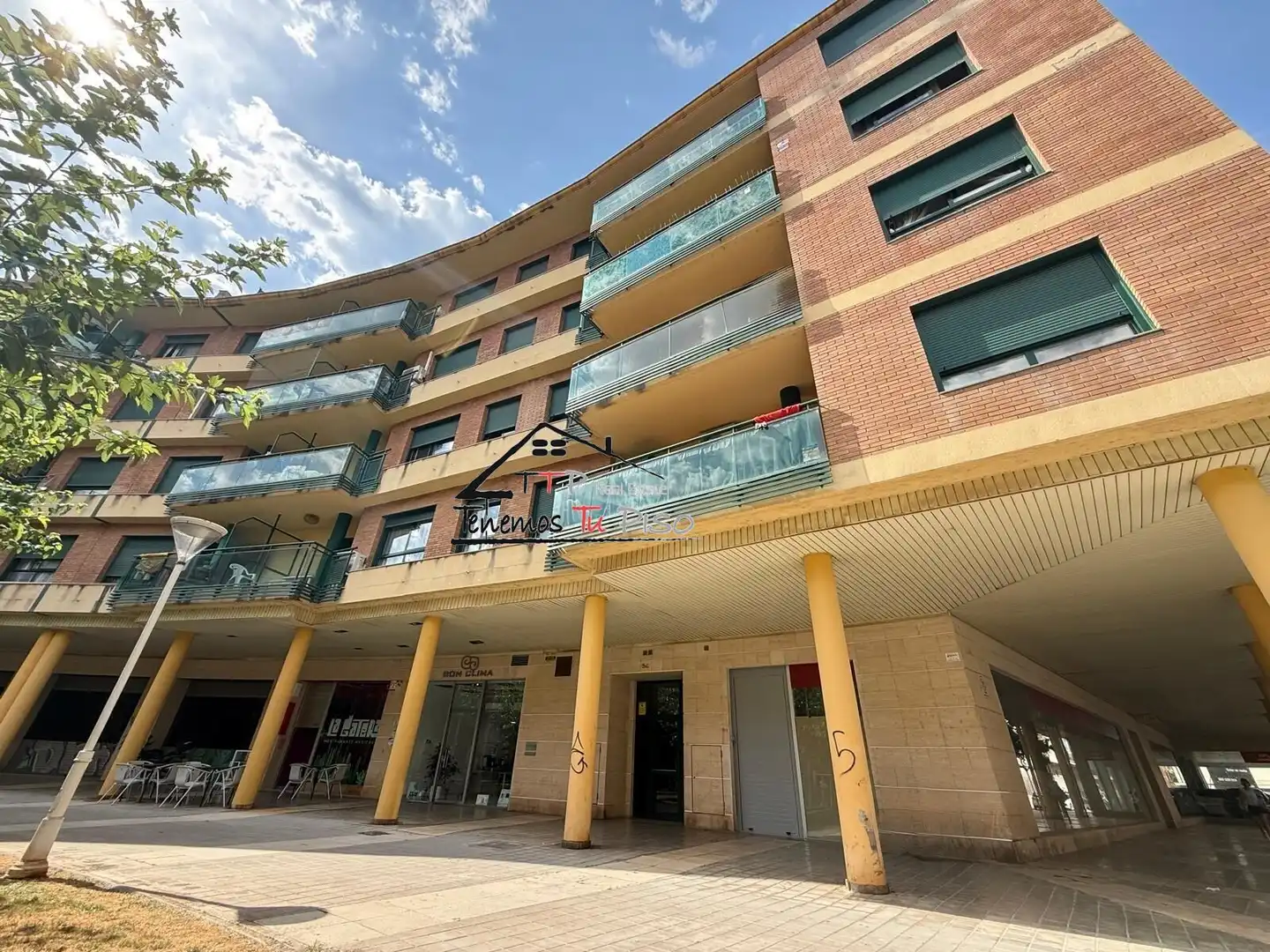 Vista exterior de Apartamento en venta en Benicarló con Terraza, Trastero y Amueblado