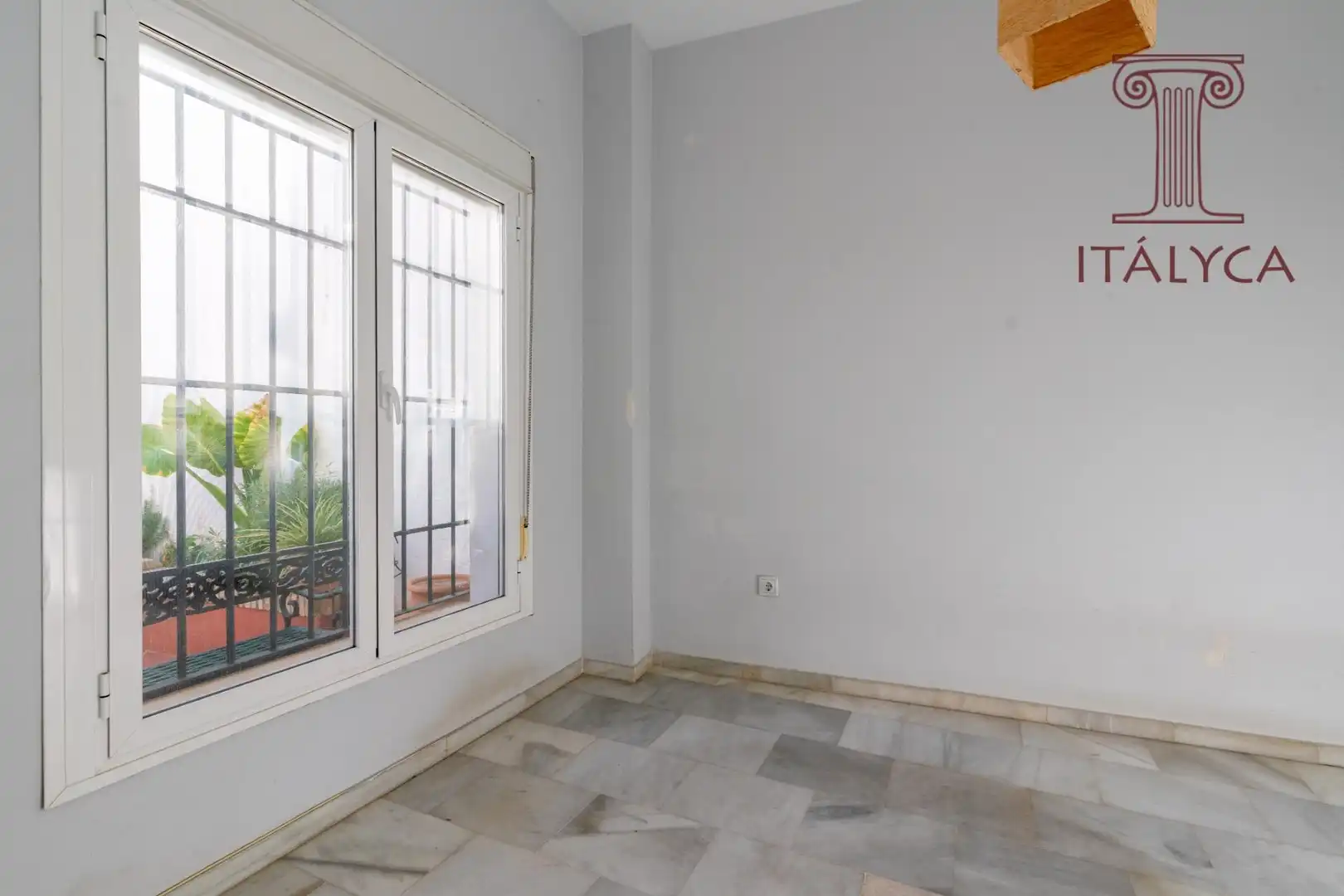 Casa o xalet en venda en Bormujos amb Aire condicionat, Calefacció i Jardí privat