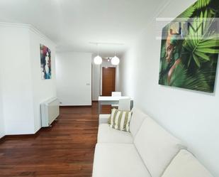 Sala d'estar de Apartament en venda en Ribeira amb Moblat