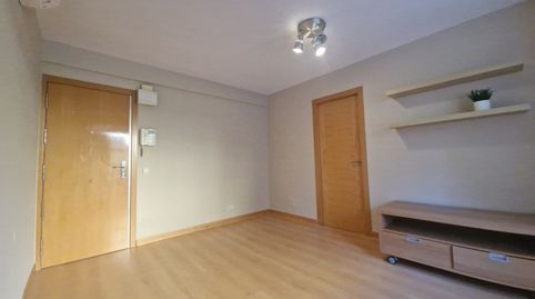 Photo 3 of Flat for rent in Calle de Añastro, Atalaya, Madrid Capital