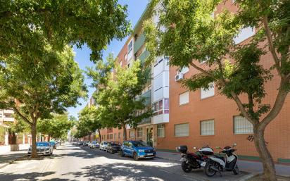 Exterior view of Flat for sale in  Granada Capital  with Air Conditioner and Terrace