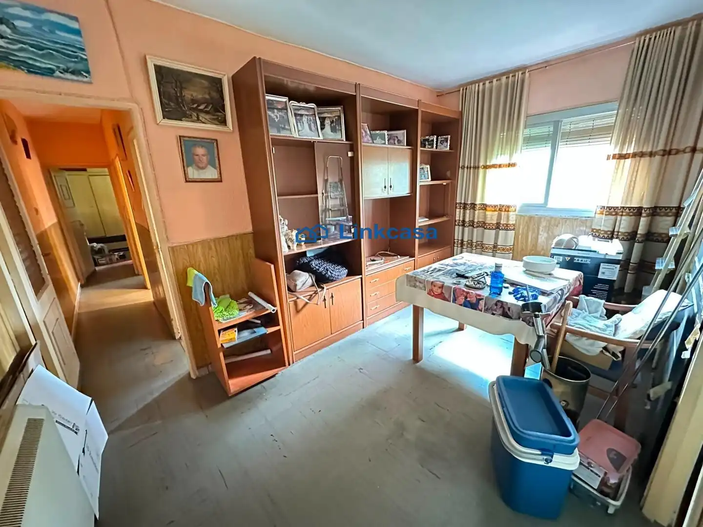 Flat for sale in Madrid  with Heating and Alarm