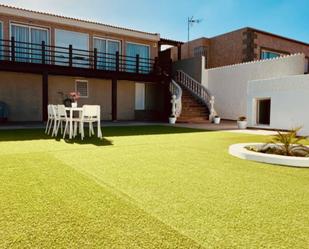 Terrassa de Casa o xalet de lloguer en Telde amb Aire condicionat, Jardí privat i Traster