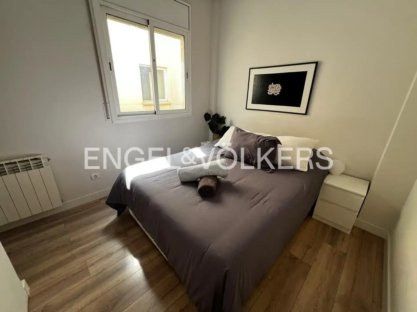 Schlafzimmer von Dachboden zum Verkauf in Barcelona mit Klimaanlage, Heizung und Parkett
