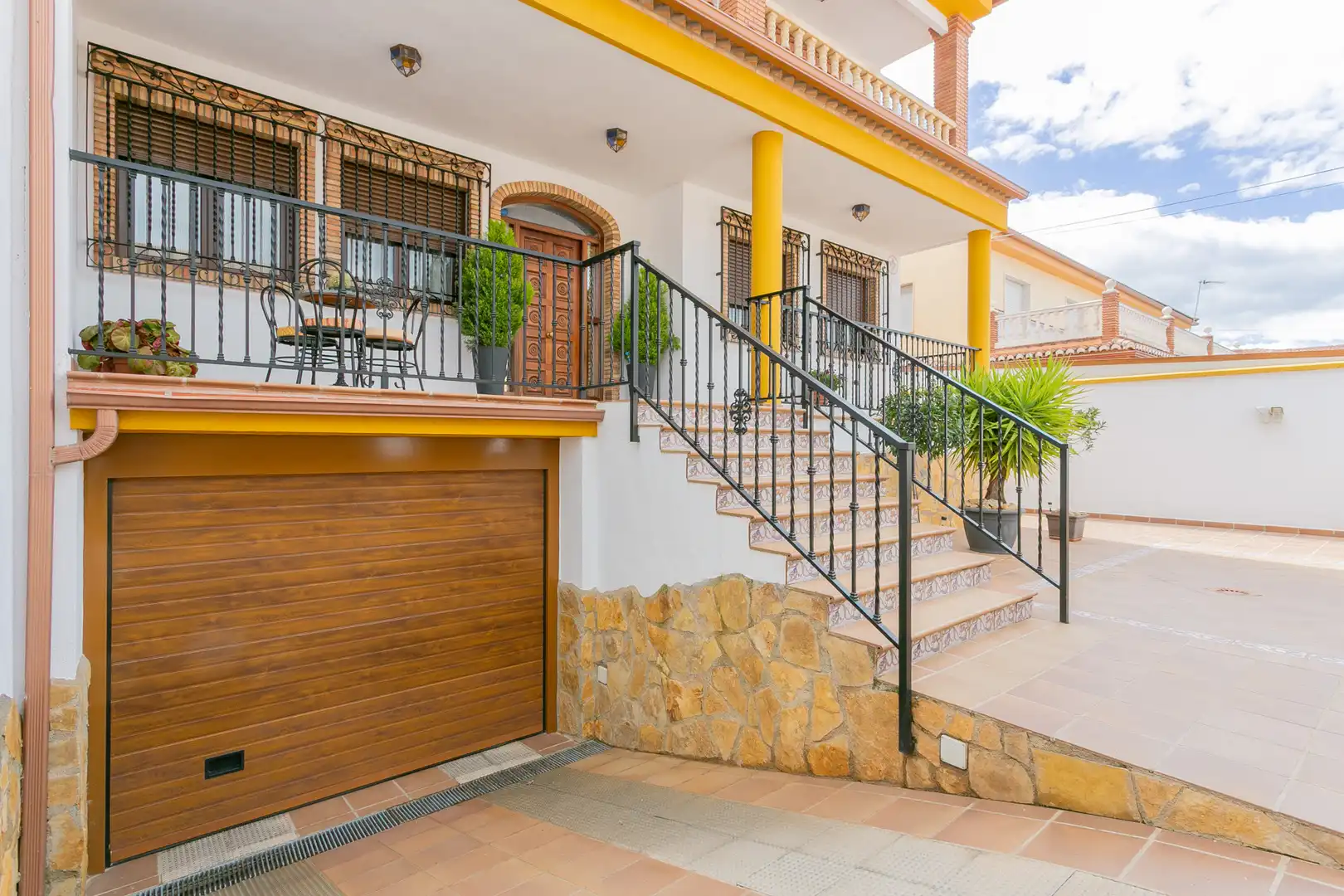Vista exterior de Casa o chalet en venta en Albolote con Aire acondicionado, Calefacción y Terraza