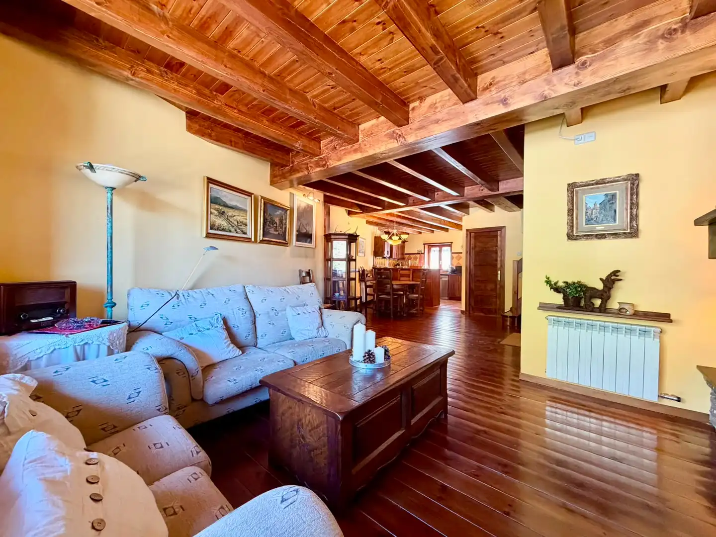 Sala d'estar de Dúplex en venda en Naut Aran amb Calefacció, Parquet i Moblat
