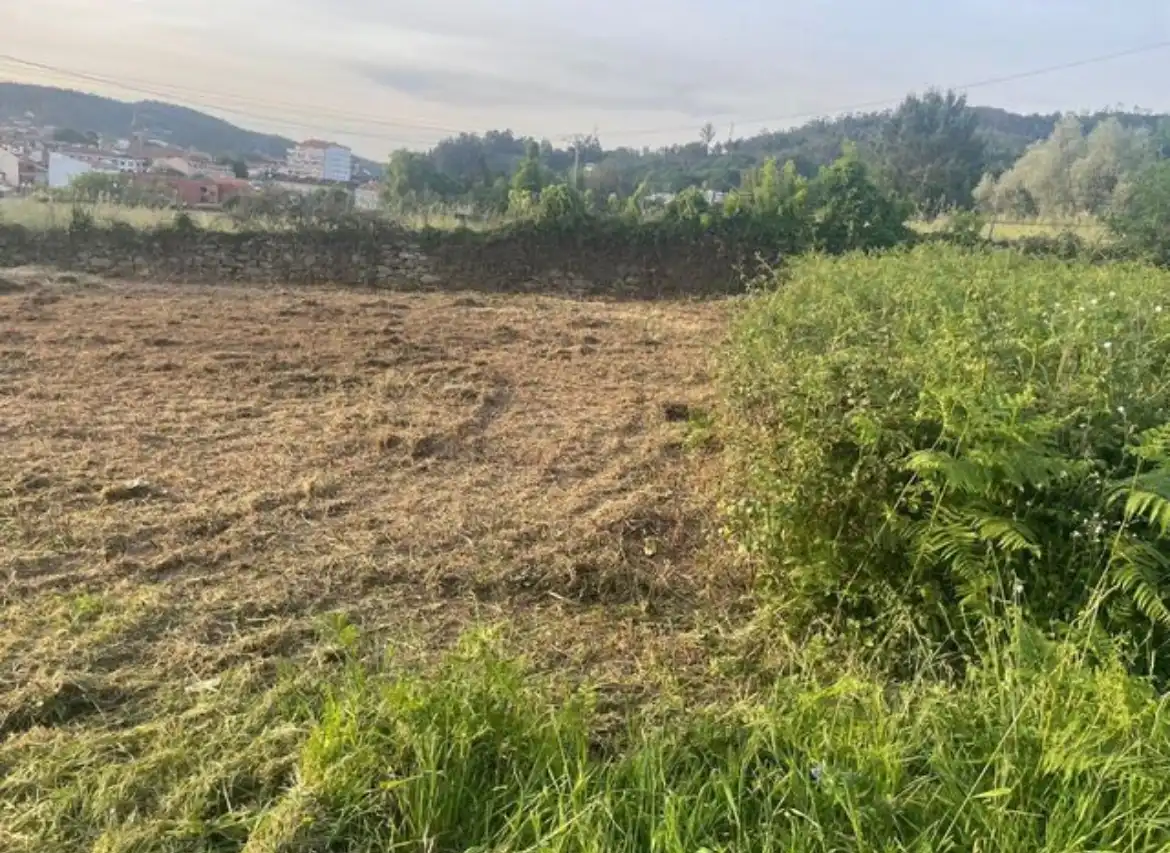 Wohnbaugrundstück zum Verkauf in Avenida Pedro Mateo Sagasta 26, imagen 3
