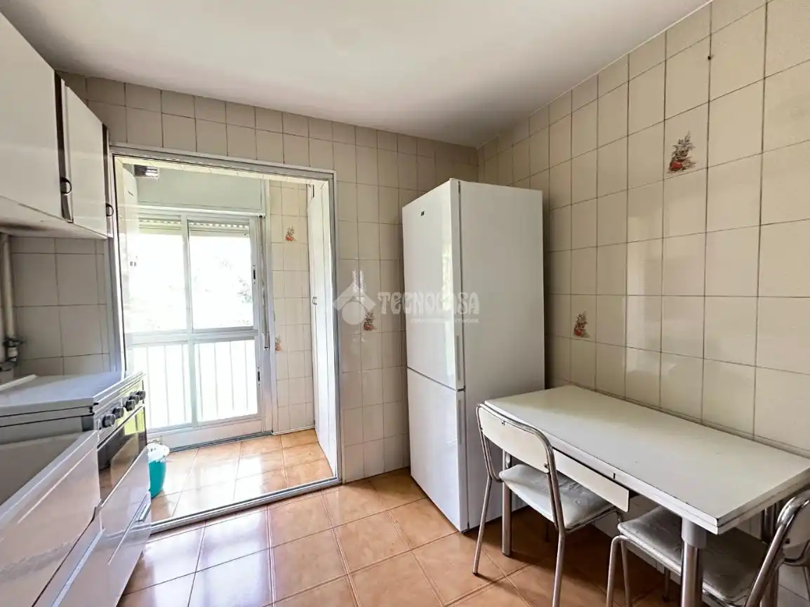 Kitchen of Flat for sale in Madrid  with Air Conditioner, Heating and Parquet flooring