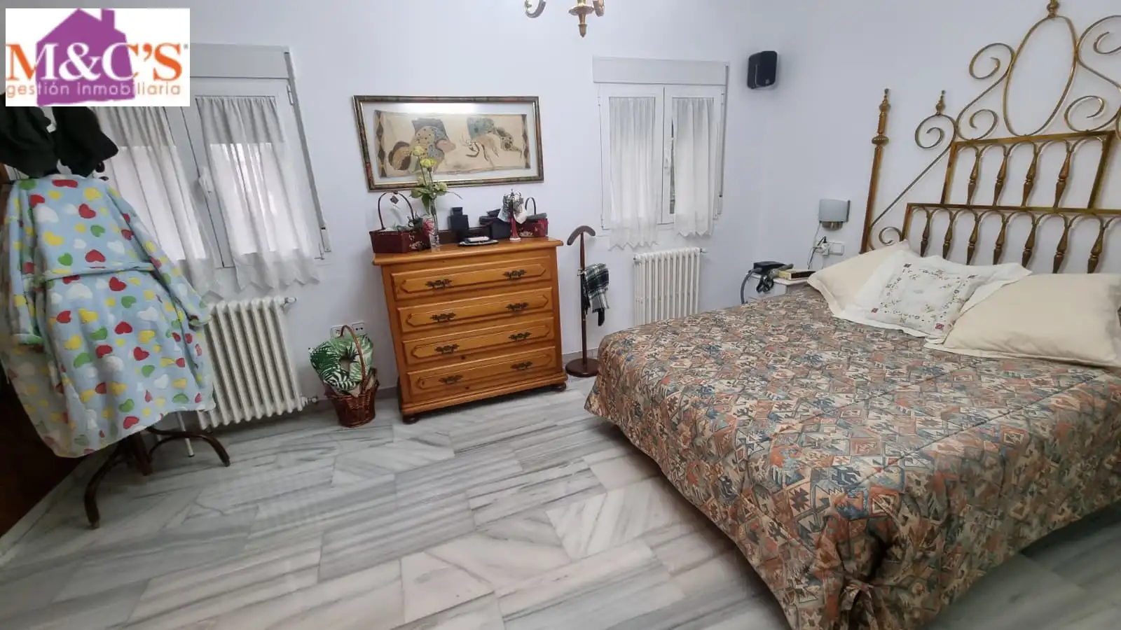 Dormitori de Casa o xalet en venda en Puertollano amb Aire condicionat, Calefacció i Jardí privat