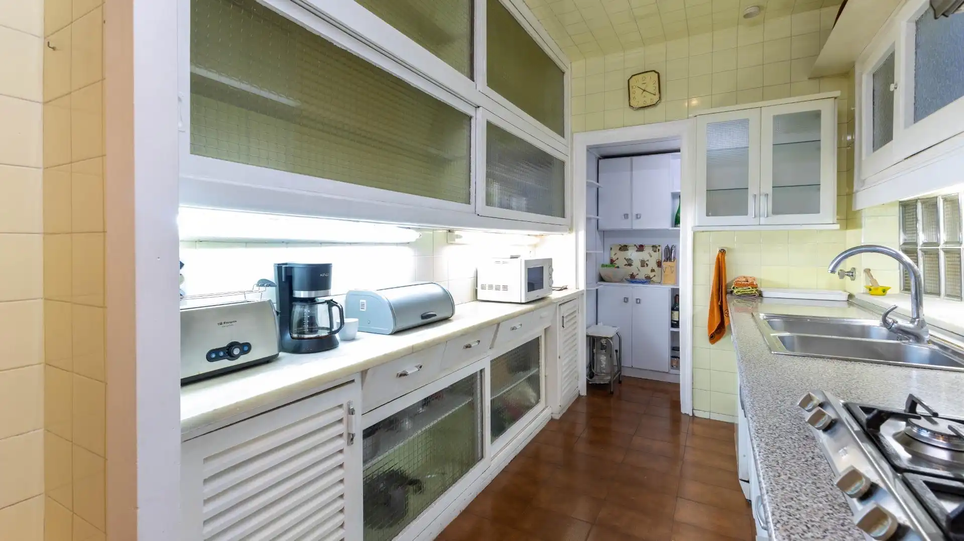 Cuina de Pis en venda en Barcelona amb Calefacció, Parquet i Terrassa