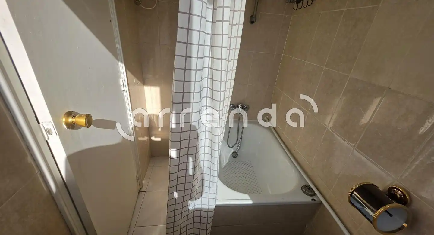 Baño de Estudio de alquiler en Madrid