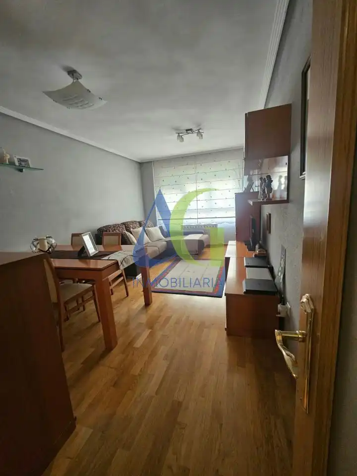 Apartment with lift for sale in JACINTO BENAVENTE, imagen 5
