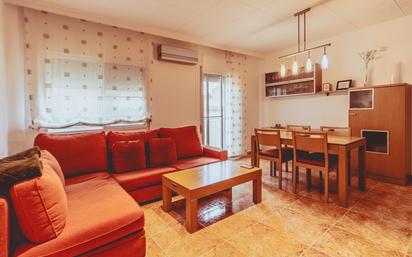 Living room of Flat for sale in Santa Bàrbara  with Heating, Terrace and Storage room