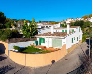 Exterior view of House or chalet for sale in Alella  with Heating, Private garden and Terrace