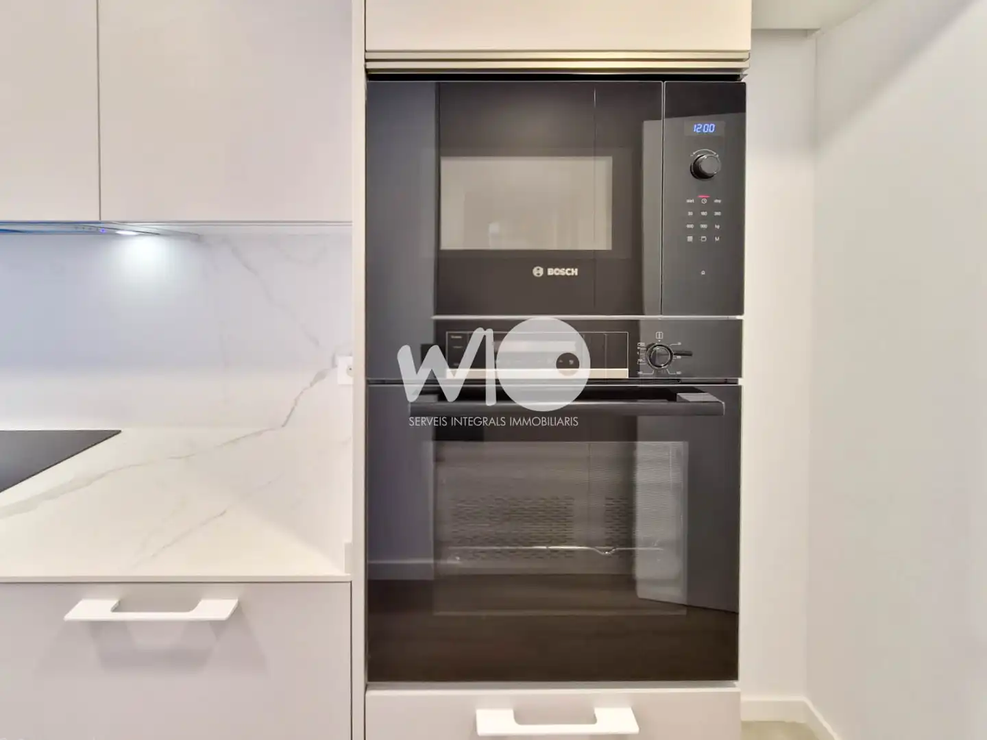 Cocina de Piso de alquiler en Girona con Aire acondicionado, Calefacción y Parquet