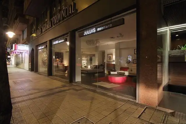 Local comercial en venda a Centro, imagen 2