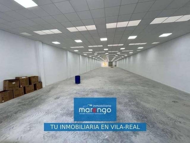 Nave industrial en Alquiler en Avenida Avenida Michalovce en El Pilar