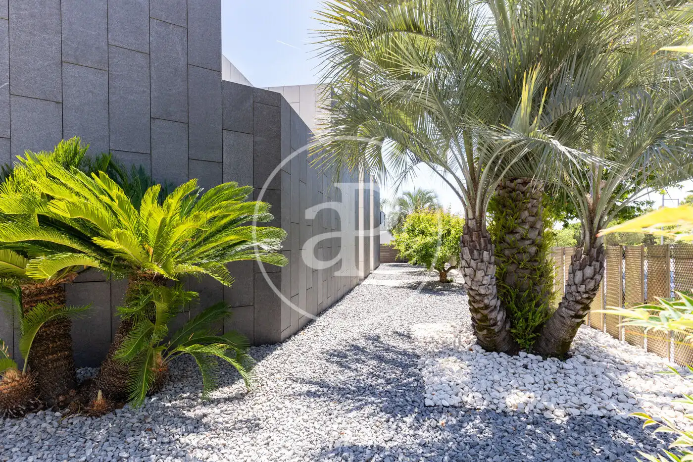 Jardí de Casa o xalet en venda en Sant Cugat del Vallès amb Aire condicionat, Calefacció i Jardí privat