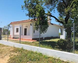 Exterior view of House or chalet for sale in Chiclana de la Frontera  with Heating, Terrace and Storage room