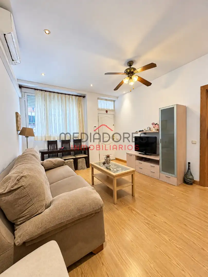 Flat for sale in Calle de Torregrosa