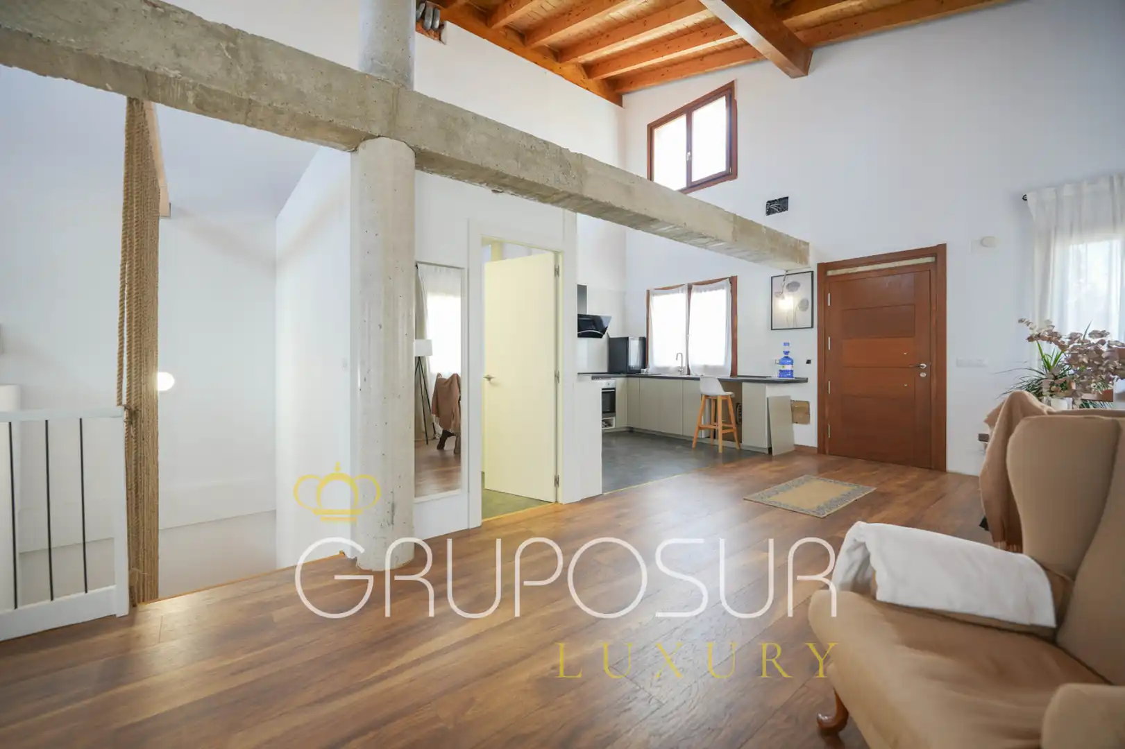 Wohnzimmer von Einfamilien-Reihenhaus zum Verkauf in Valladolid mit Klimaanlage, Heizung und Terrasse