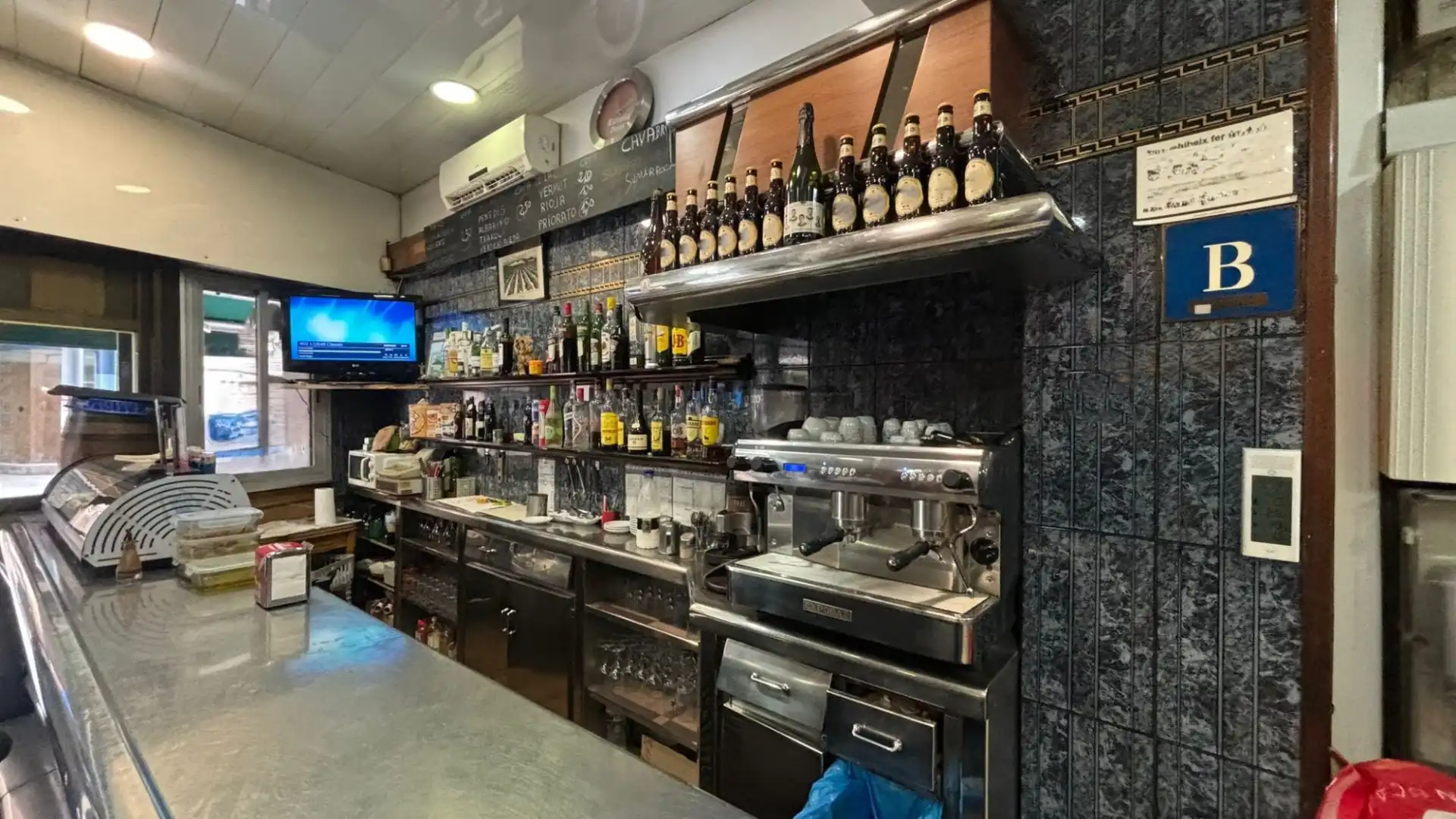 Business premises for sale in Sants - Montjuïc, imagen 2