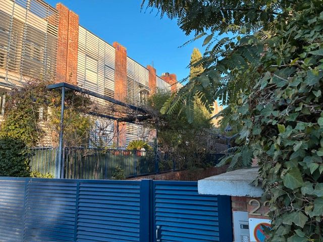 Exterior view of Single-family semi-detached for sale in Sant Just Desvern  with Air Conditioner, Heating and Private garden