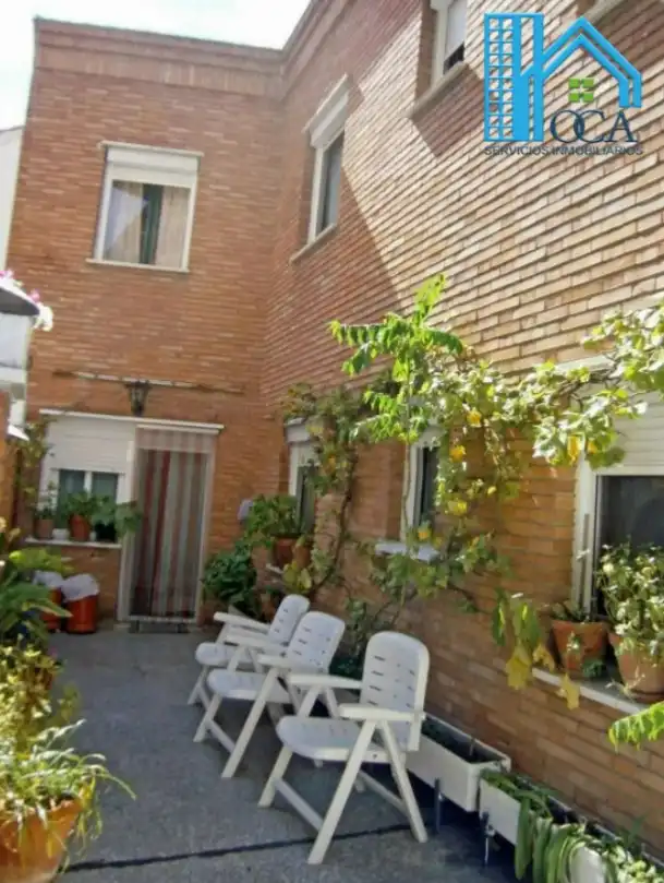 Jardí de Casa o xalet en venda en Madrid amb Moblat