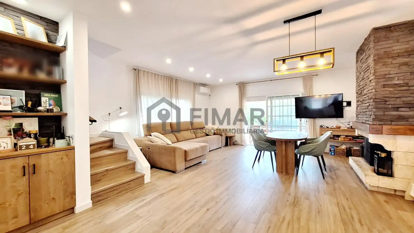 House with garden for sale in Avinguda Comtal, imagen 4