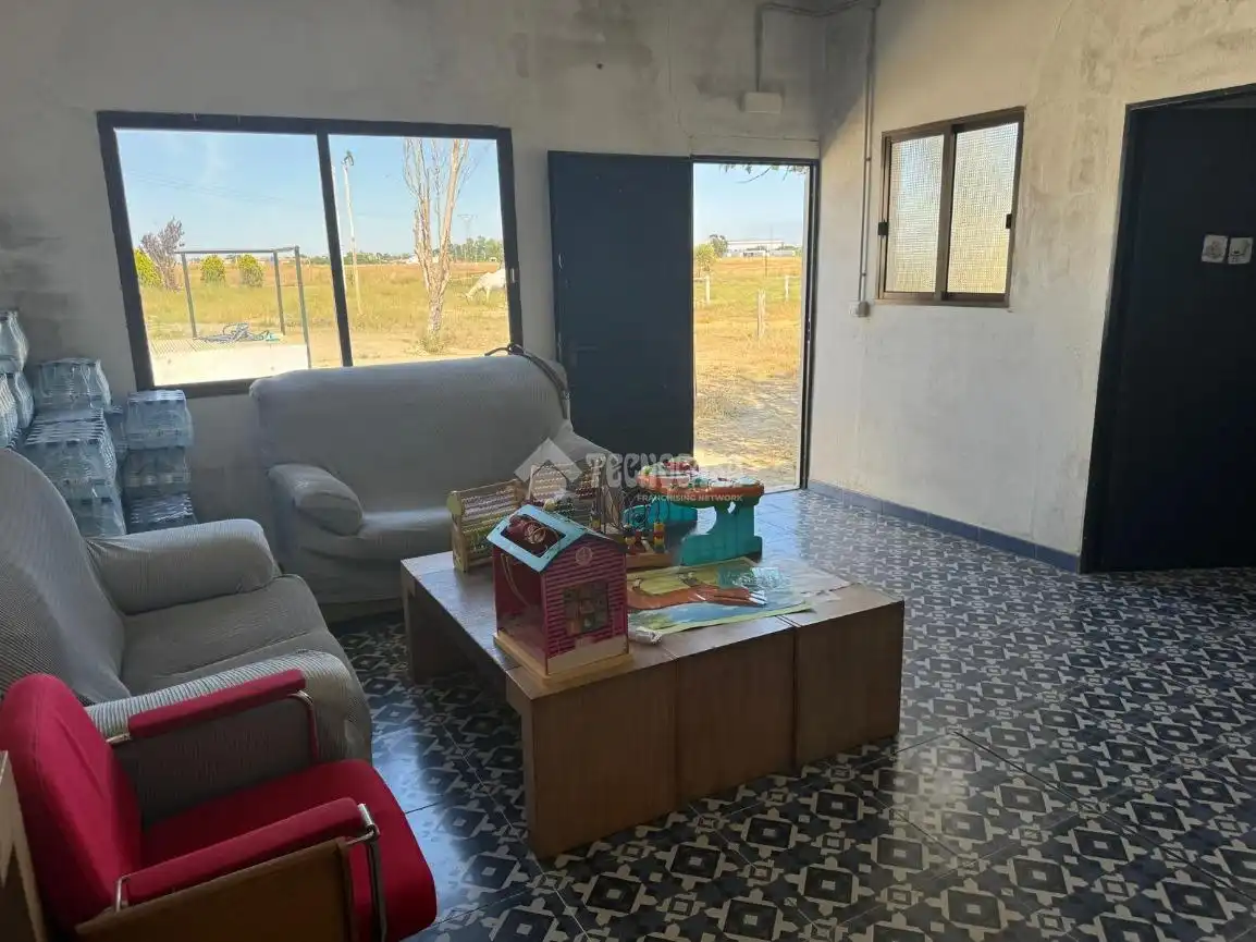 Sala de estar de Terreno en venta en Huelva