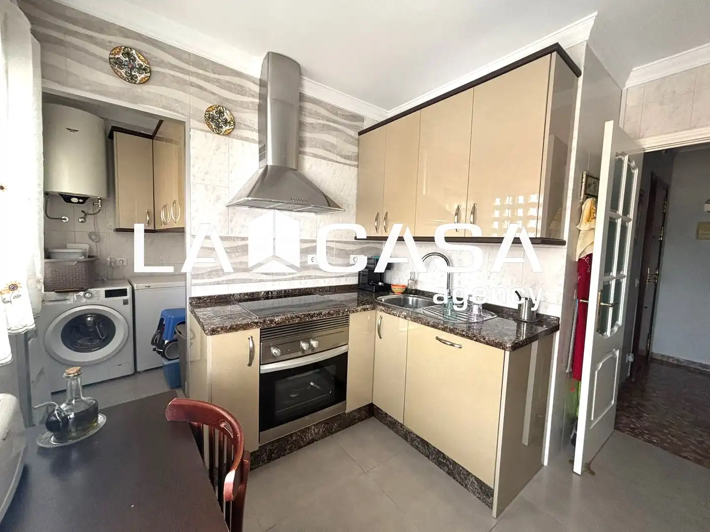 Kitchen of Flat for sale in Sevilla  with Terrace