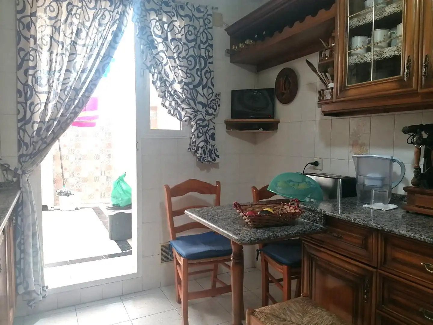 Cuina de Casa adosada en venda en El Puerto de Santa María amb Aire condicionat, Calefacció i Traster