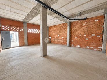Business premises for sale in Pilas