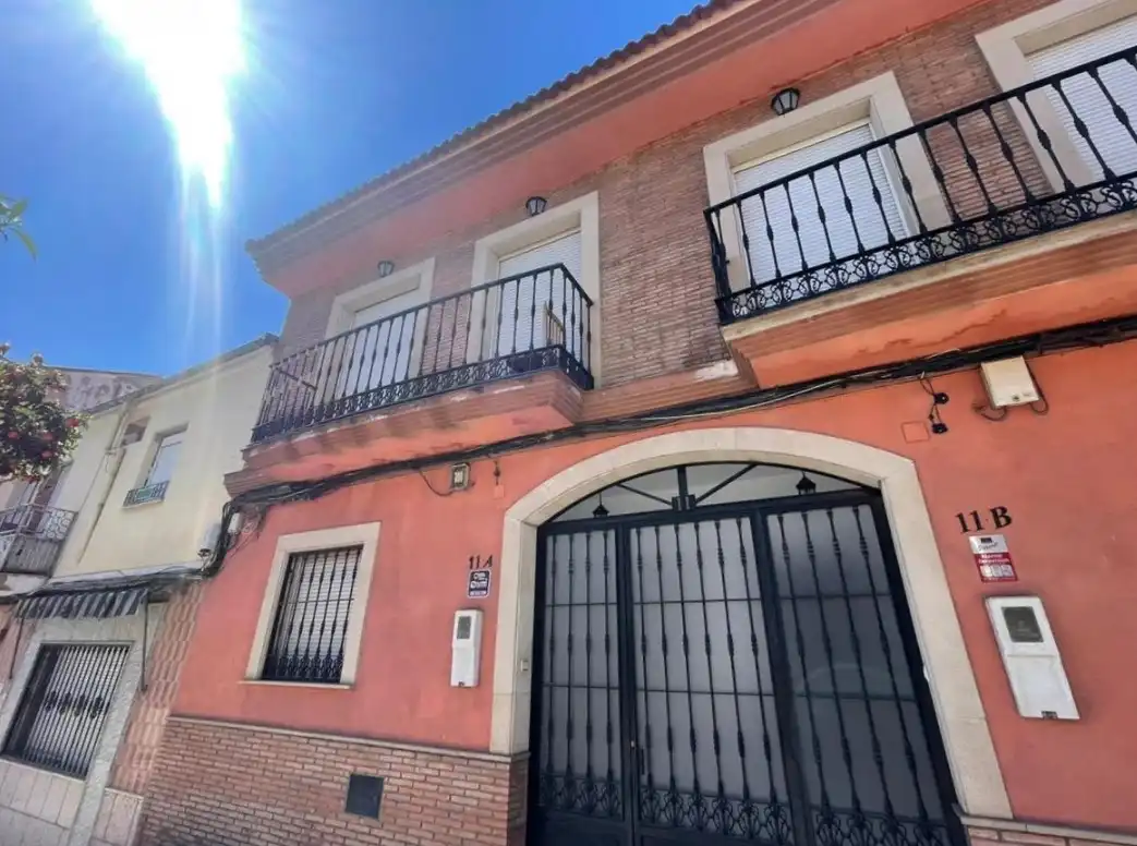 House for sale in Carretera Pozo Ancho 3