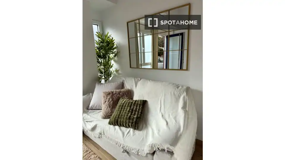 Bedroom of Flat for rent in Valencia  with Air Conditioner, Heating and Furnished