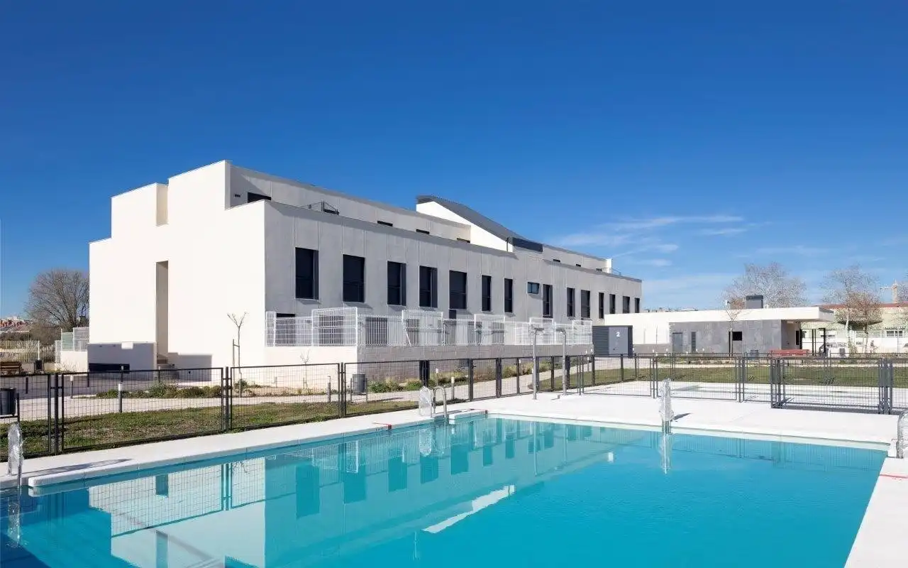 Exterior view of Flat for rent in Parla  with Heating, Terrace and Oven