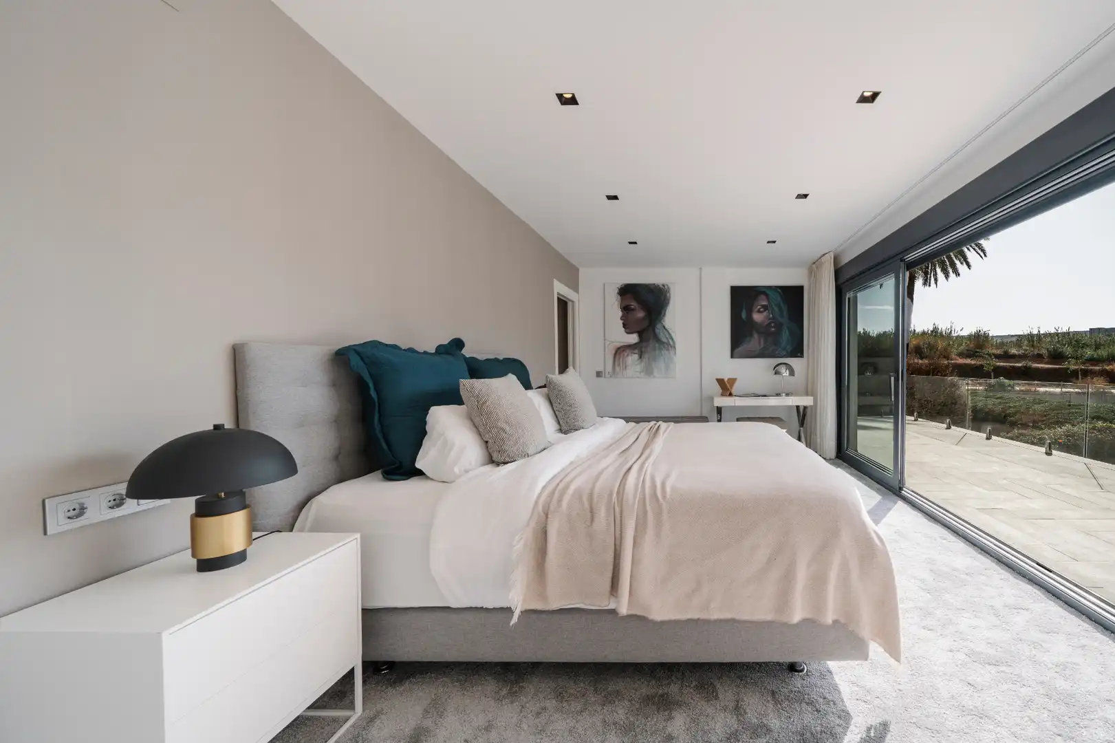 Chalet con piscina en venta en Calle los Granados 18, imagen 6