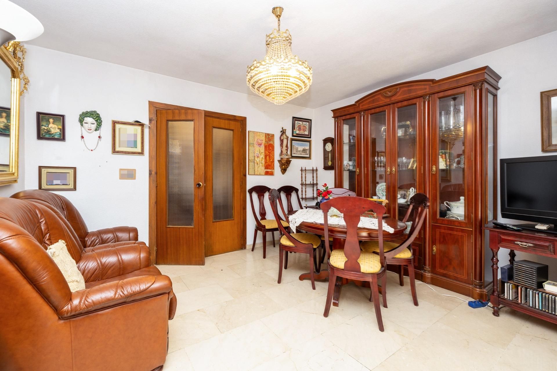 Comedor de Piso en venta en  Granada Capital con Aire acondicionado, Terraza y Balcón