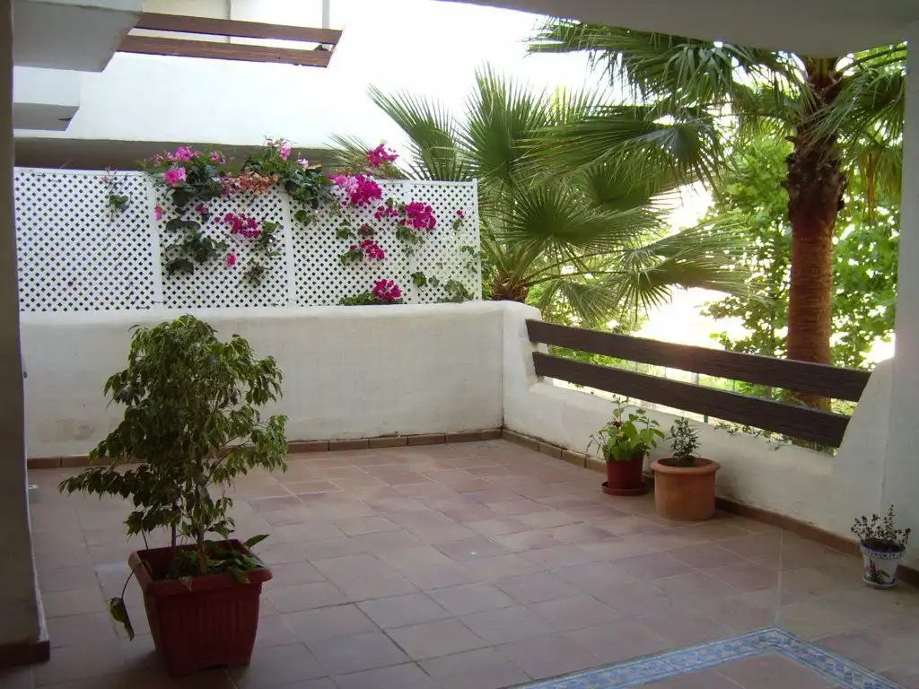 Apartament en venda a Calle los Almendros, La Concha - Resina Golf