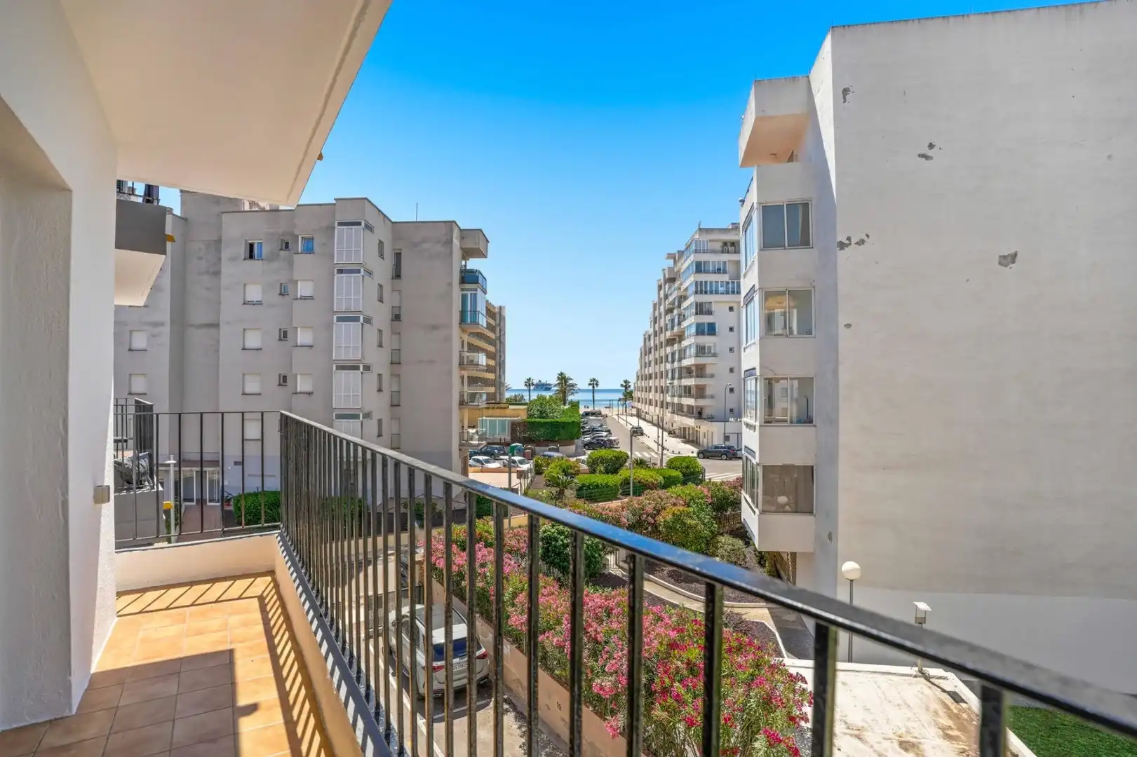 Terrassa de Apartament en venda en Roses amb Aire condicionat i Balcó