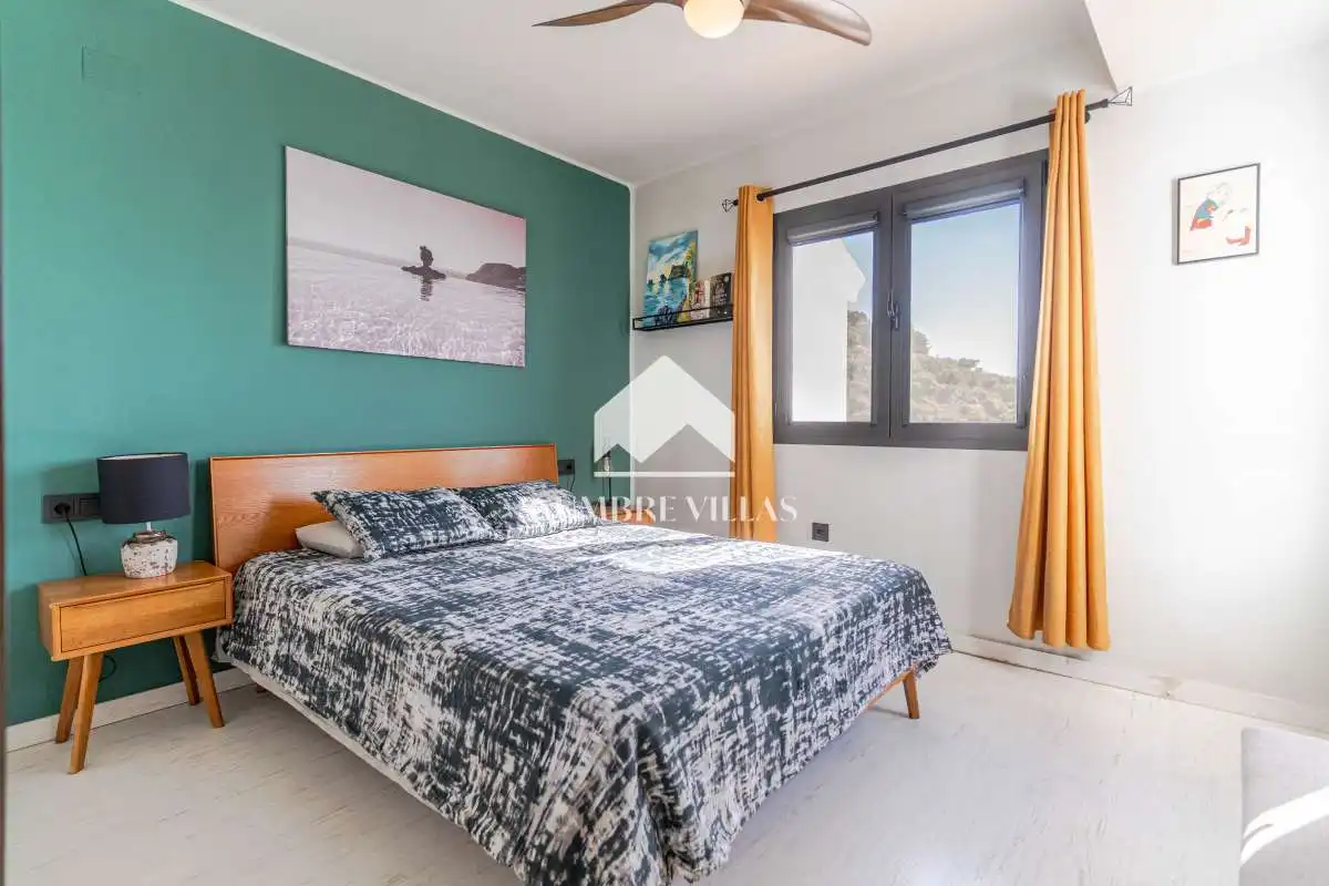 Habitación de Casa adosada en venta en Almuñécar con Terraza, Trastero y Internet