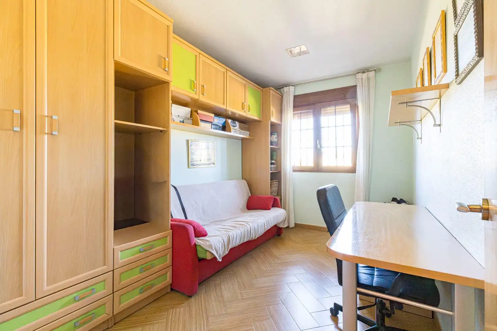 Habitación de Casa o chalet en venta en Murcia con Aire acondicionado, Calefacción y Jardín privado