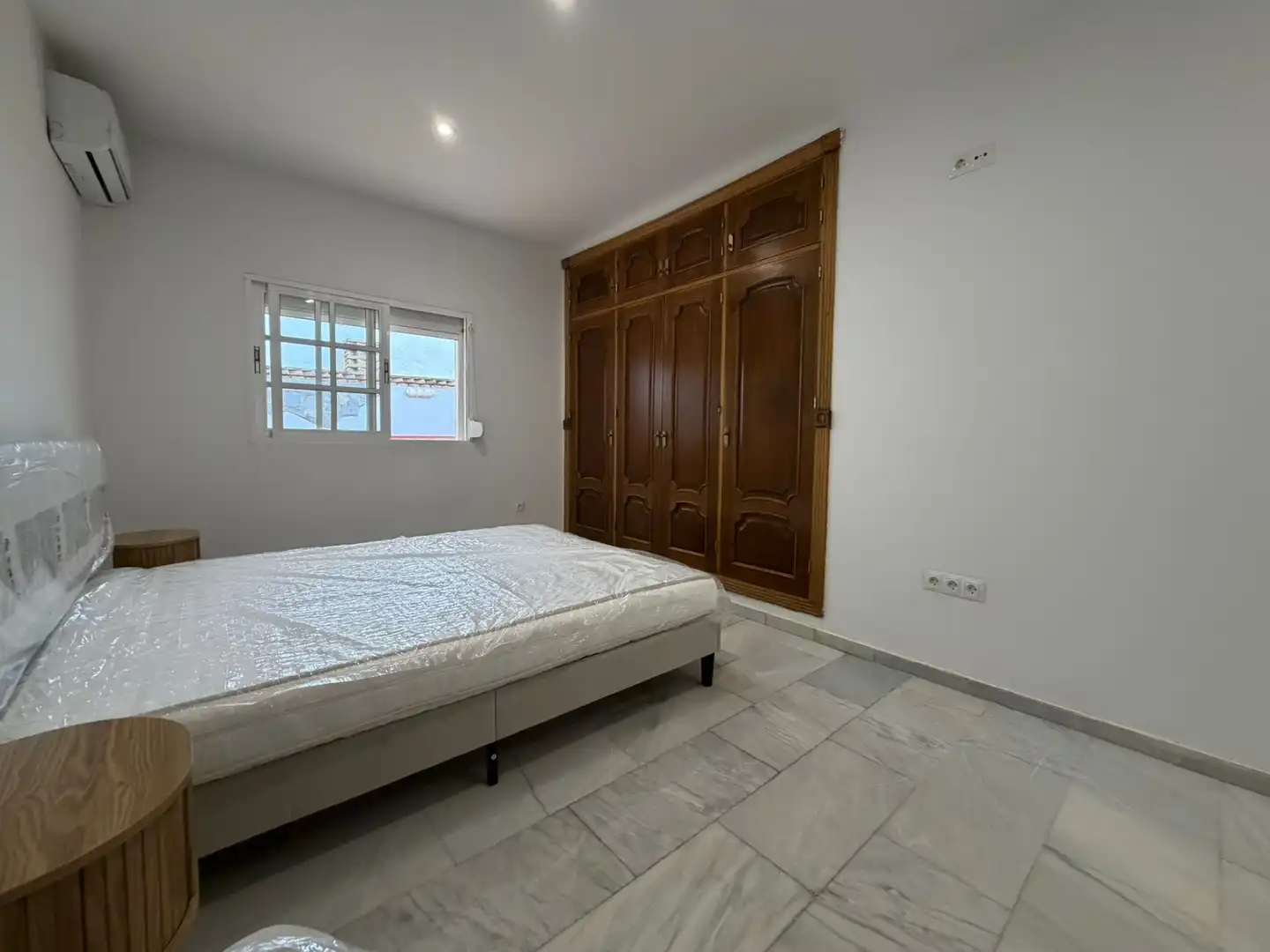 Bedroom of Flat for sale in Mijas  with Air Conditioner, Heating and Terrace