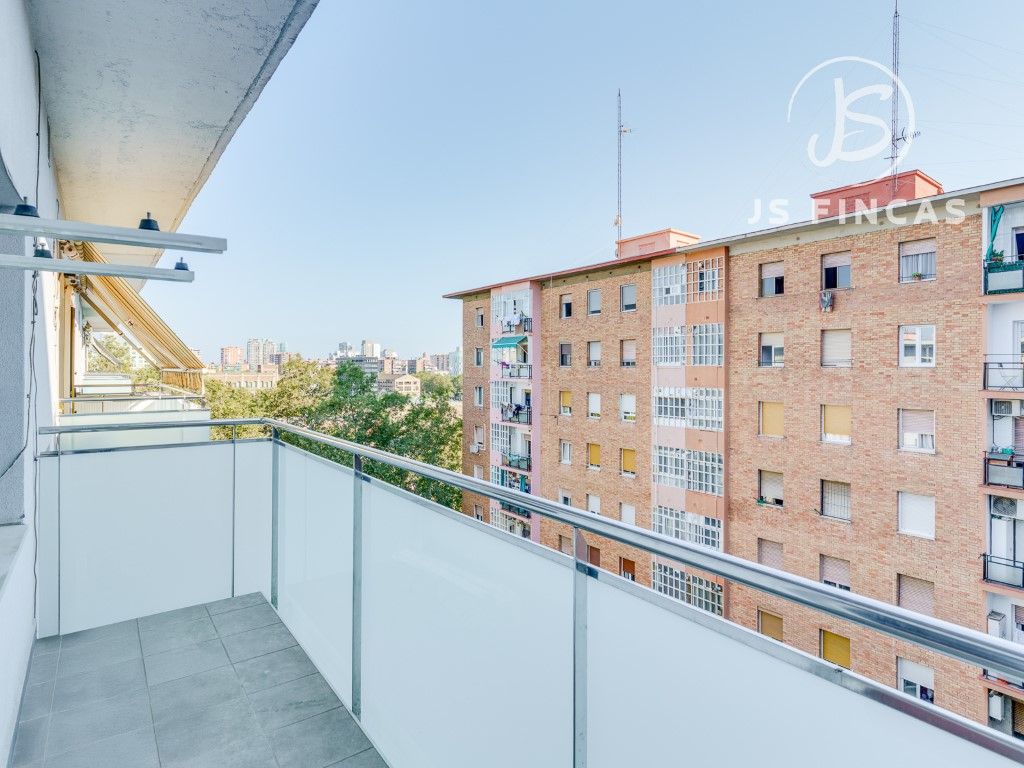 Balcony of Flat for sale in  Barcelona Capital