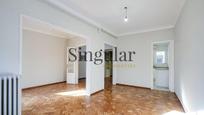 Living room of Flat for sale in  Barcelona Capital  with Heating