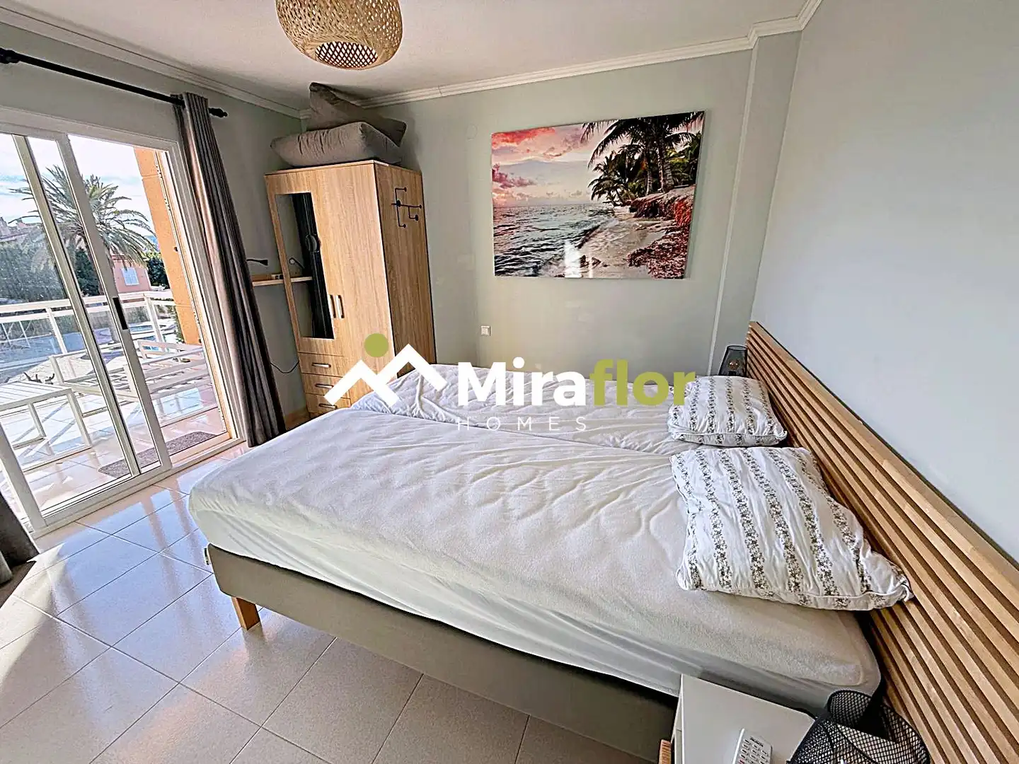 Habitación de Apartamento en venta en Dénia con Aire acondicionado, Terraza y Amueblado