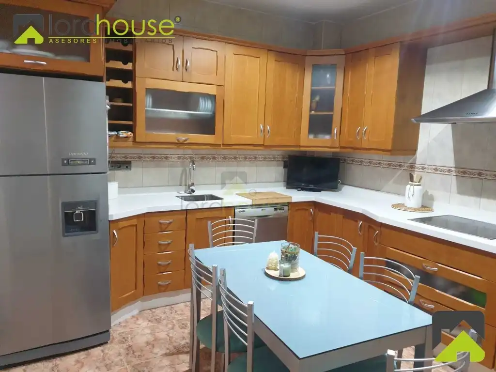 Houses for sale in Calle Francisco Pizarro, San Antonio