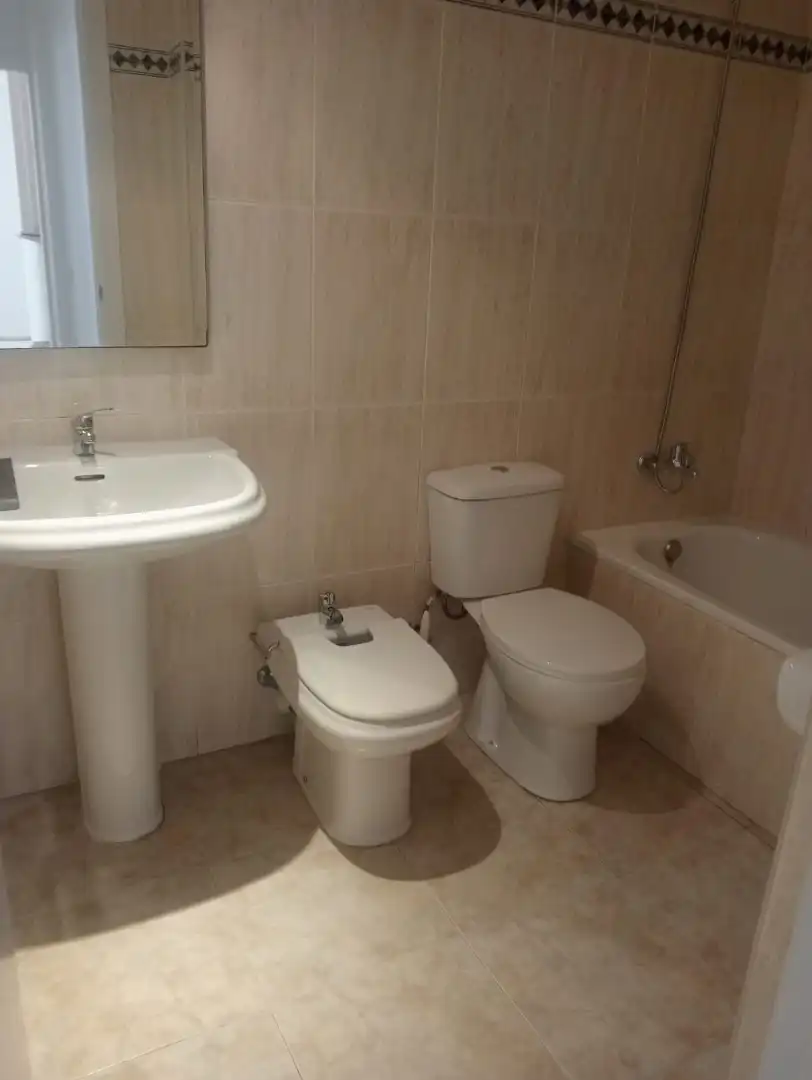 Bany de Pis en venda en Tarragona amb Aire condicionat, Terrassa i Forn