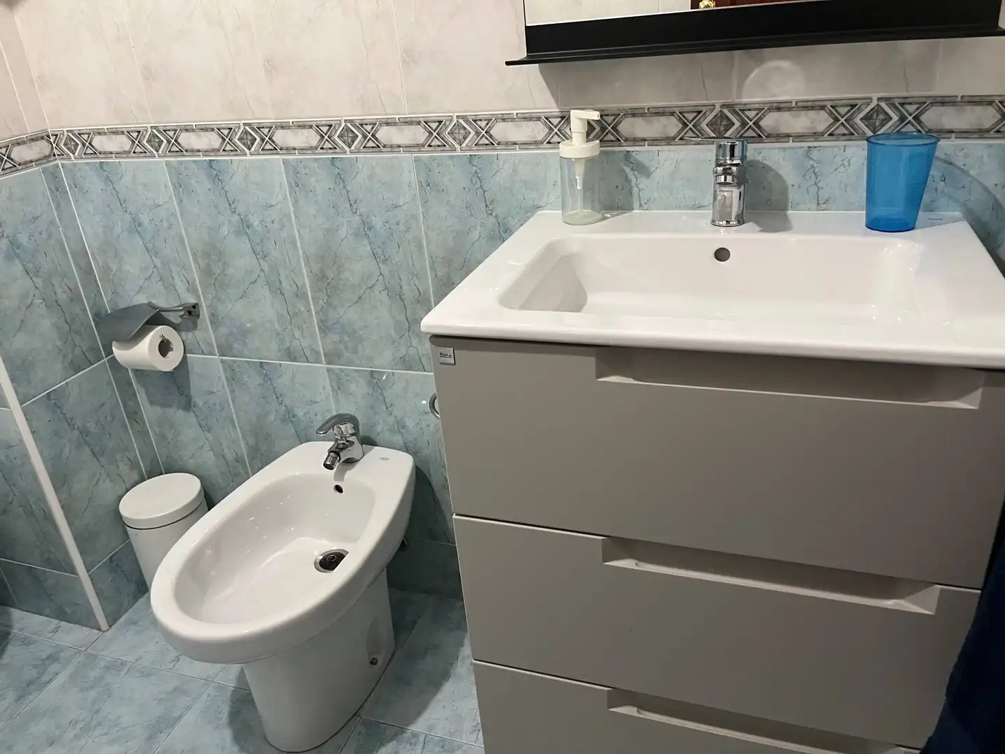 Badezimmer von Wohnung zur Miete in Santiago de Compostela  mit Heizung und Möbliert